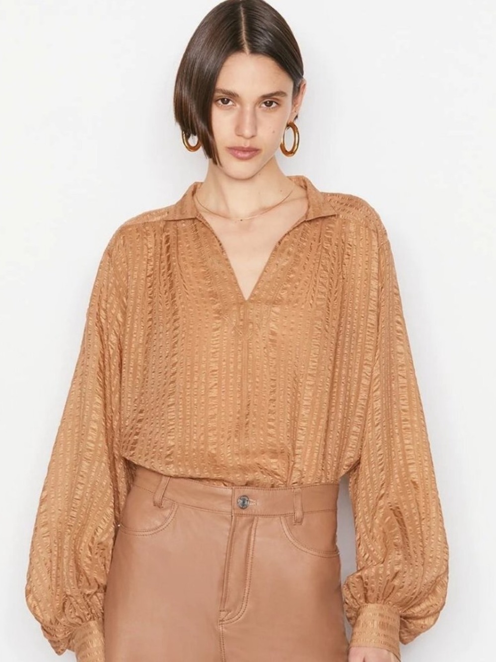 Frame Denim 100% silk latte Tan Textured Balloon-Sleeve Blouse